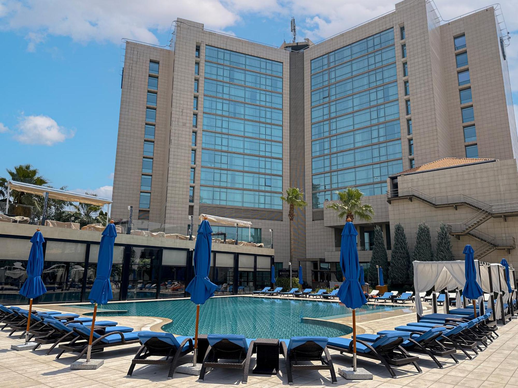 Erbil Rotana Hotel Екстериор снимка